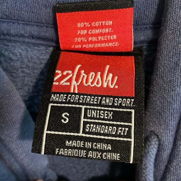 Fresh 22 Hoodie -small - Picture 3 of 4